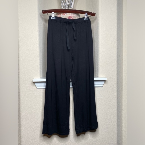 Olivaceous Straight Leg Drawstring Waist Pants in Black Size S - Picture 1 of 6